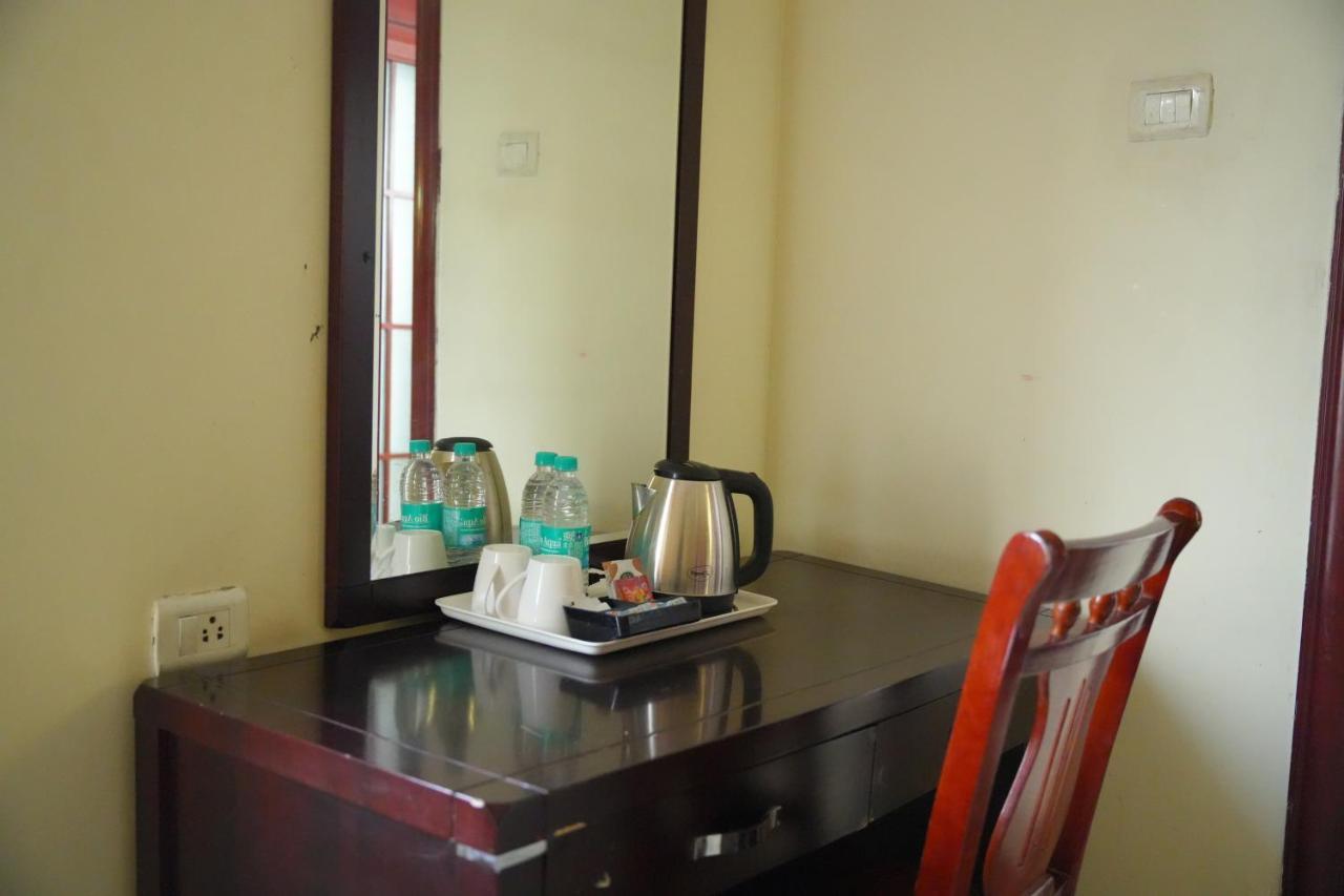 Mg Zion Hotel Tirupati Extérieur photo